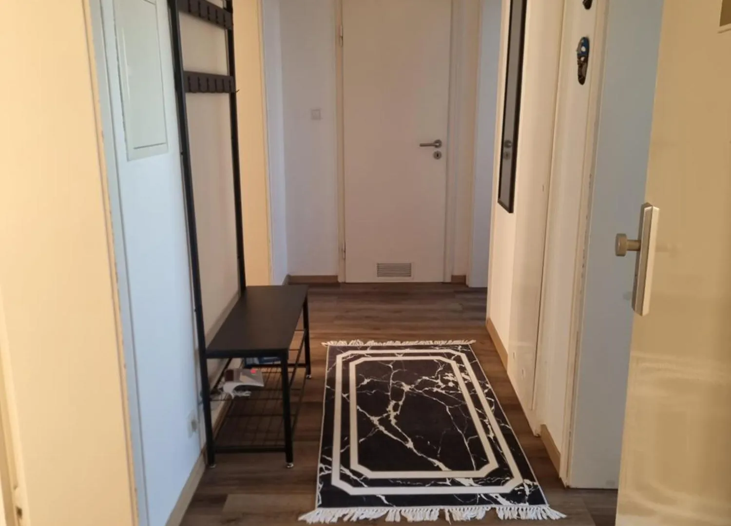 Hp Apartment 3-Zi-Whg - 69Qm, 6 Pers, Balkon, Wifi, Kueche, Bad Hannover 0*,  Německo